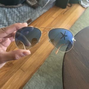 Ray-Ban Aviator Sunglasses Gold Blue Gradient Lens